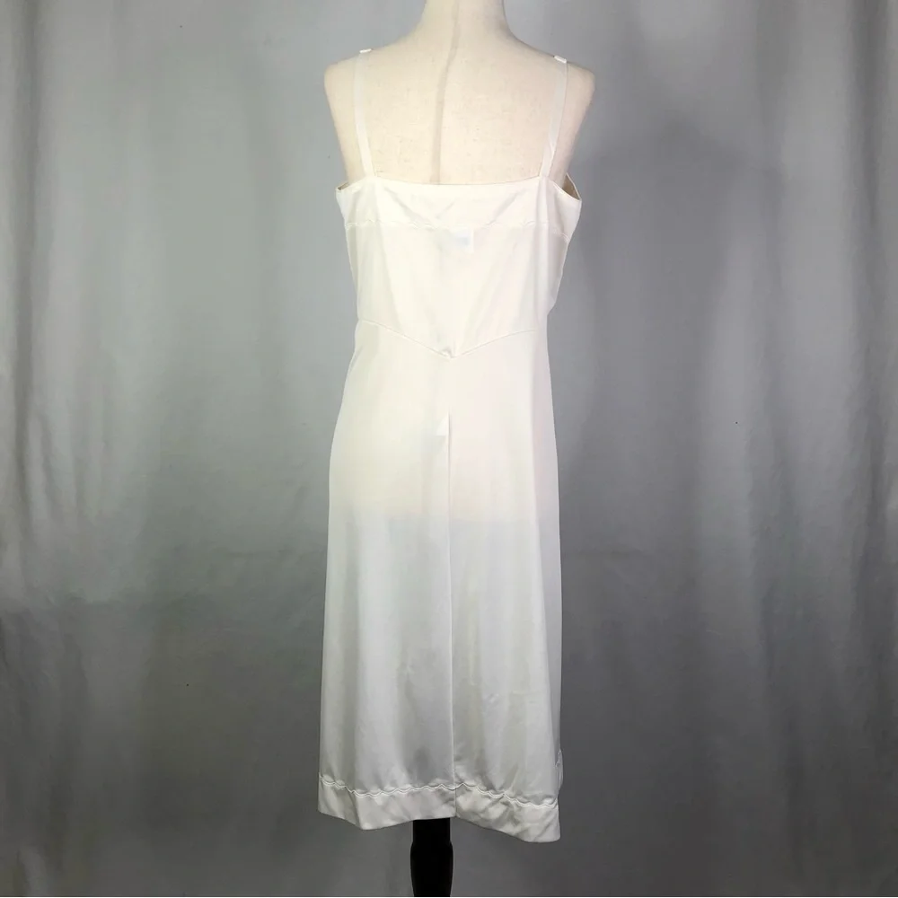 VINTAGE Aristocraft slip ivory scallop embroidery 38 tall bridal sissy grunge - Picture 4 of 8